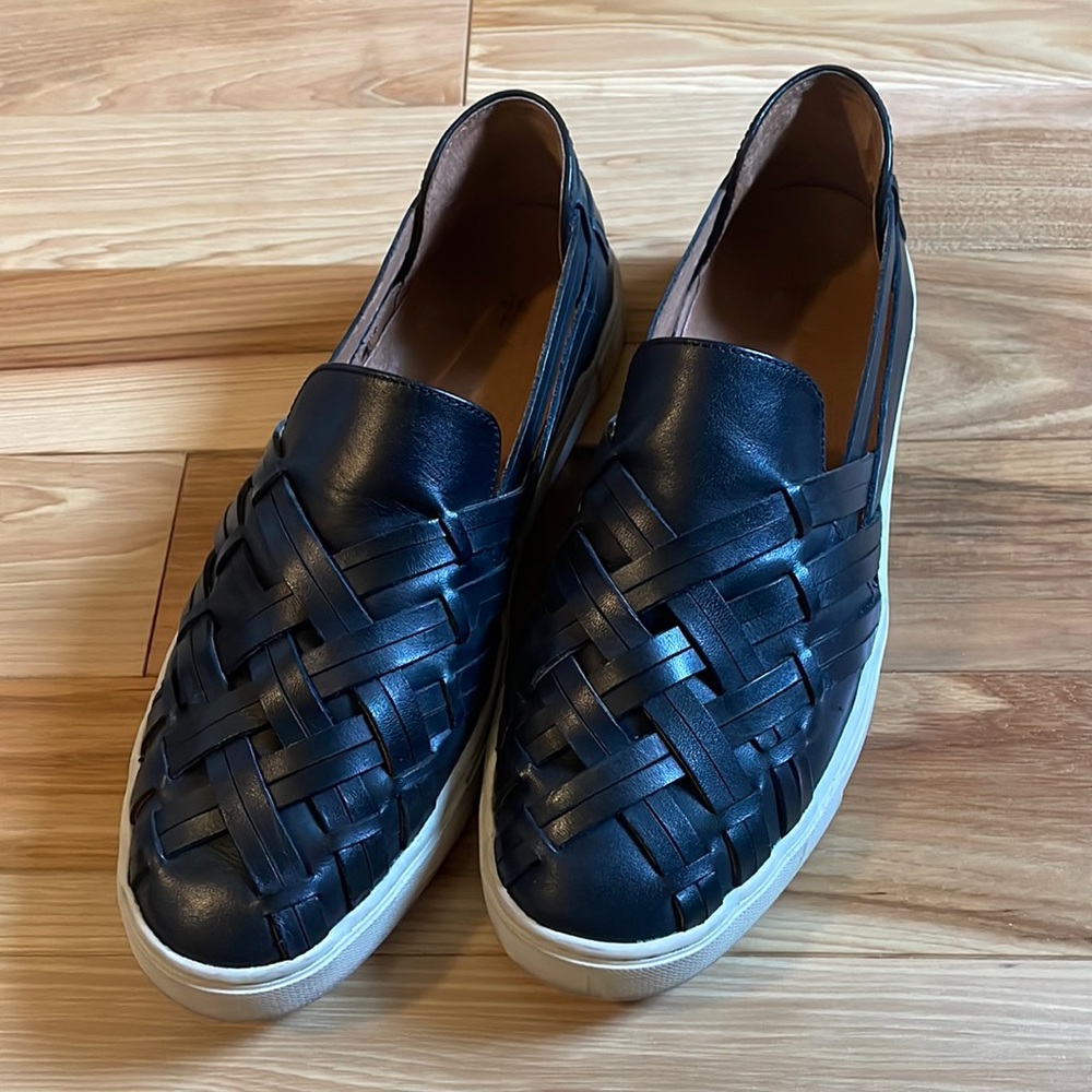 Frye Womens Ivy Huarache Black Casual Flats